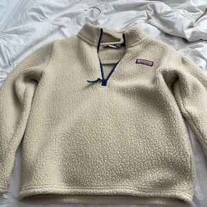 Kids 10/12 medium vineyard vines sherpa pull over